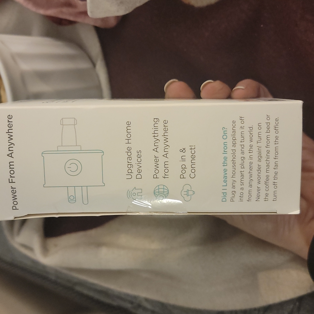 IHome Flow Smart Plug - Picture 3 of 5